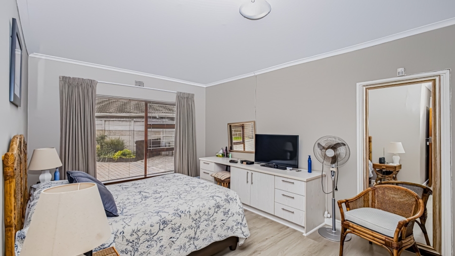 3 Bedroom Property for Sale in Monte Vista Western Cape
